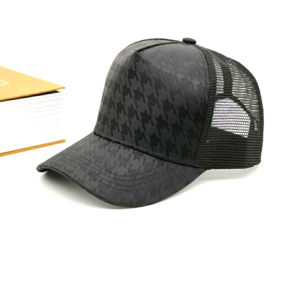 Houndstooth print mesh baseball cap